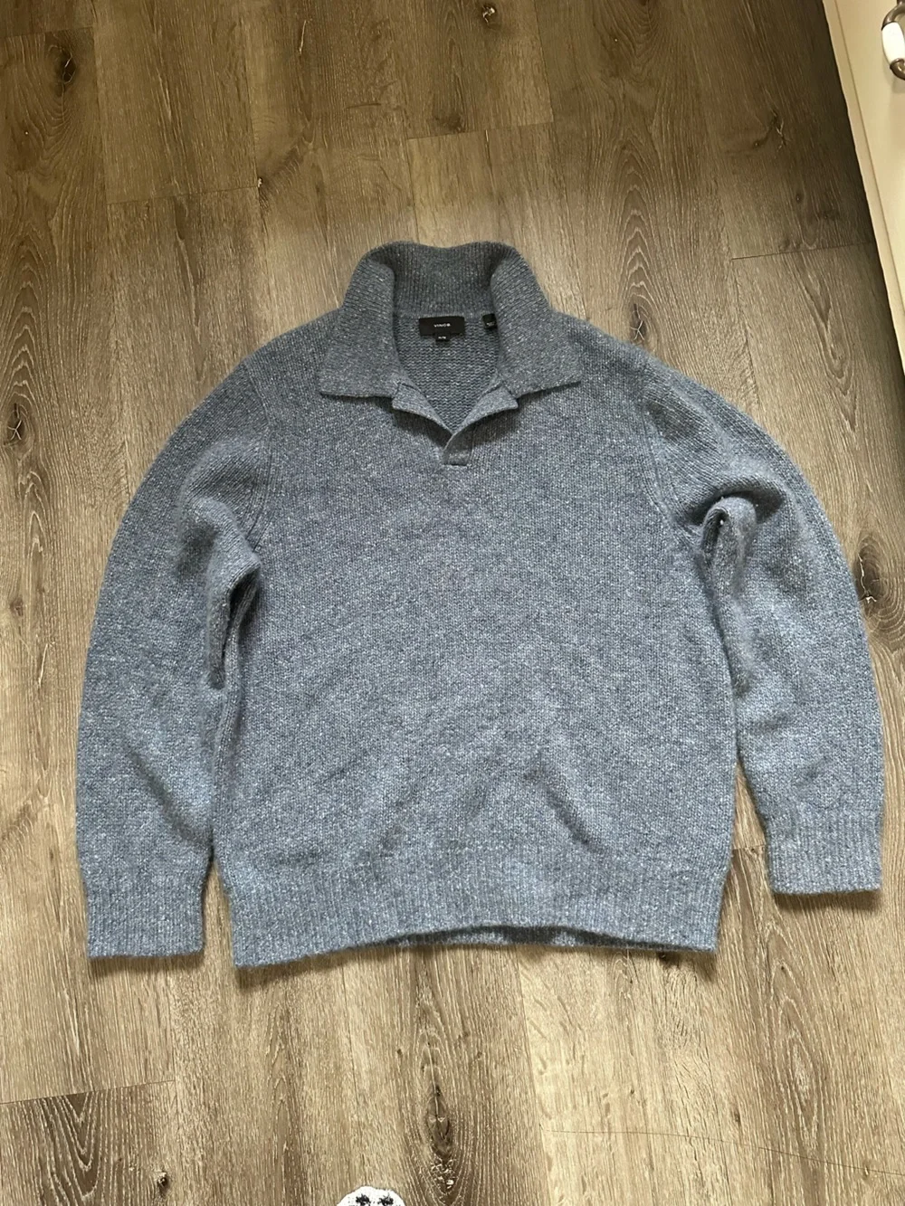 Vince Men’s Heather Gray Turtleneck Pullover